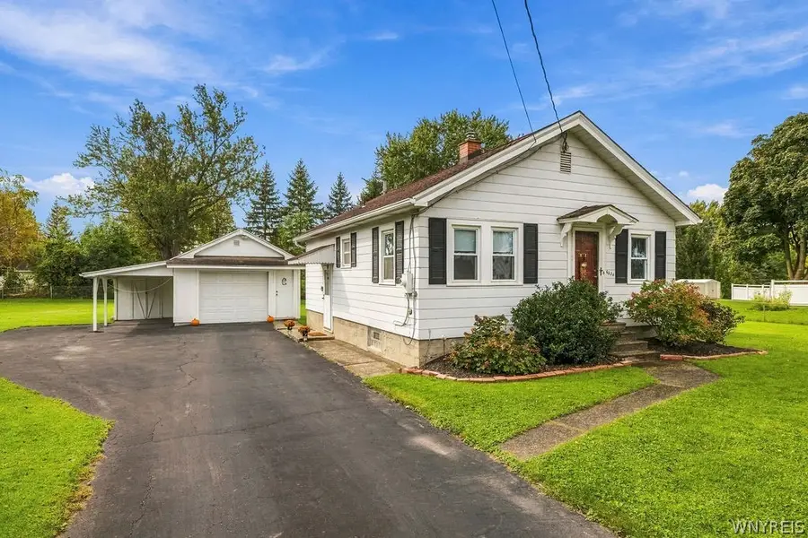 6236 Dorchester Road, Lockport, NY 14094 - #2