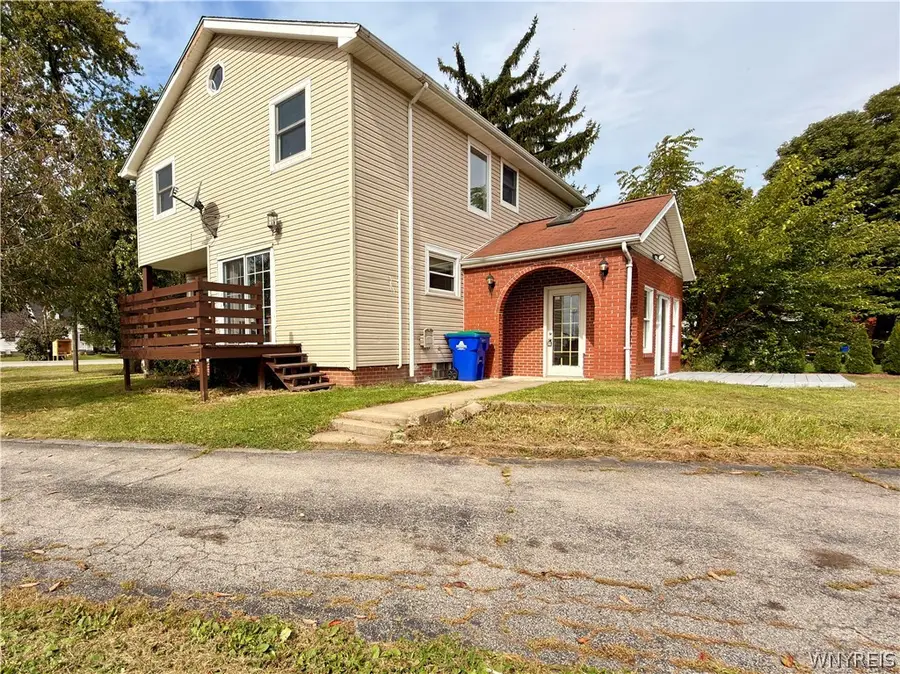 5945 Ward Road, Sanborn, NY 14132 - #3