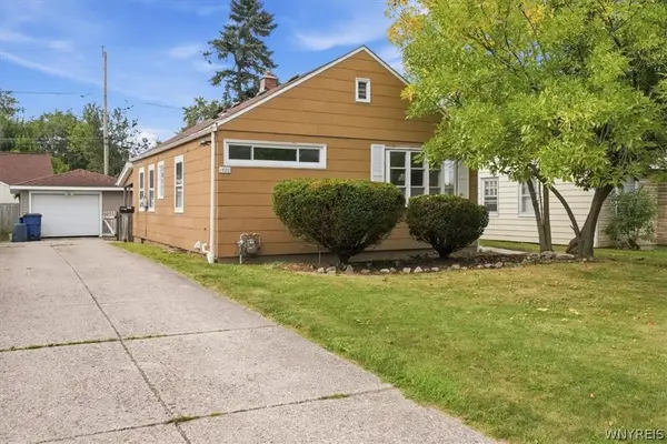 1520 Eggert Road, Buffalo, NY 14226