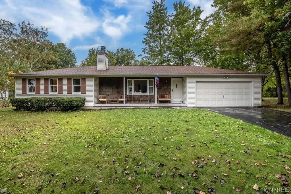 102 Old Orchard Lane, Orchard Park, NY 14127 - #1