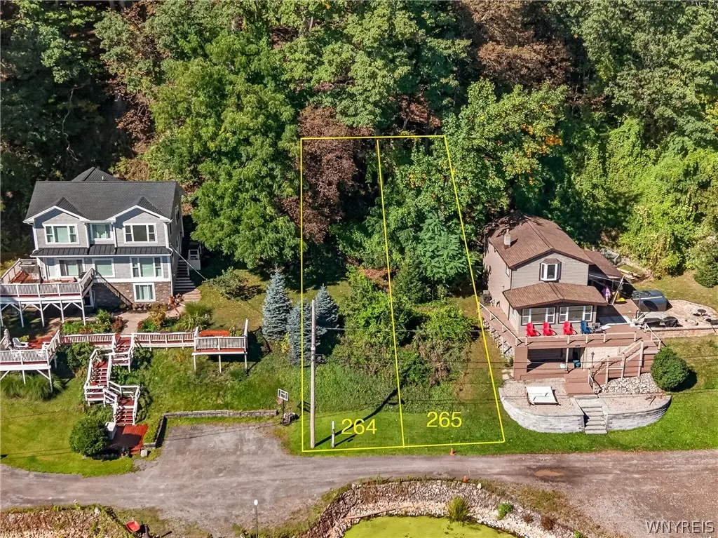 Bay Lane S, Rochester, NY 14609 - #1