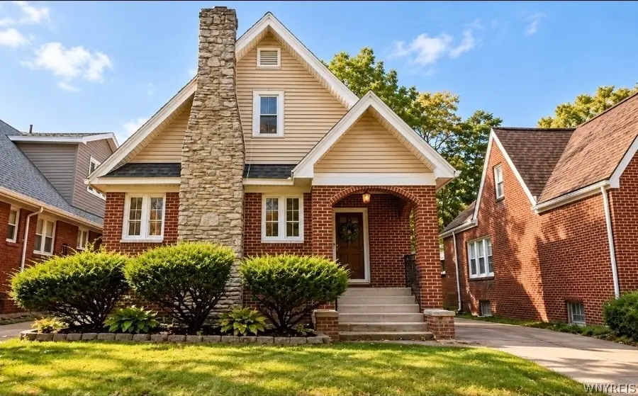 33 Mercer Avenue, Buffalo, NY 14214 - #2