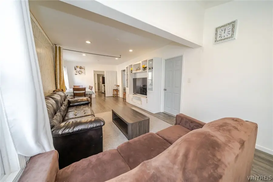 367 Warwick Avenue, Buffalo, NY 14215 - #2