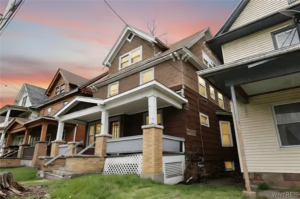 451 7th Street, Niagara Falls, NY 14301