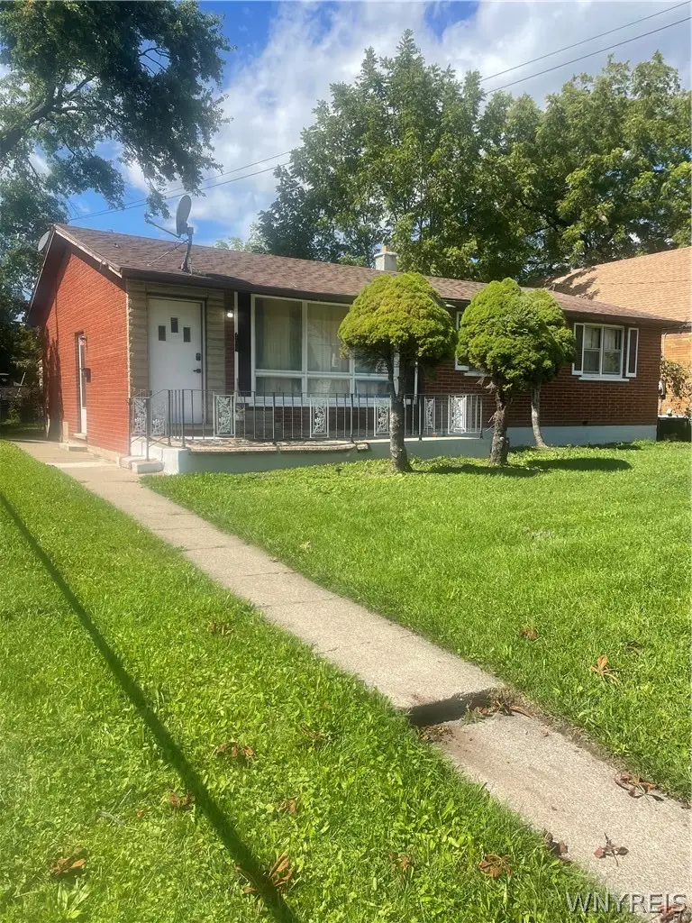 408 18th Street, Niagara Falls, NY 14303 - #1
