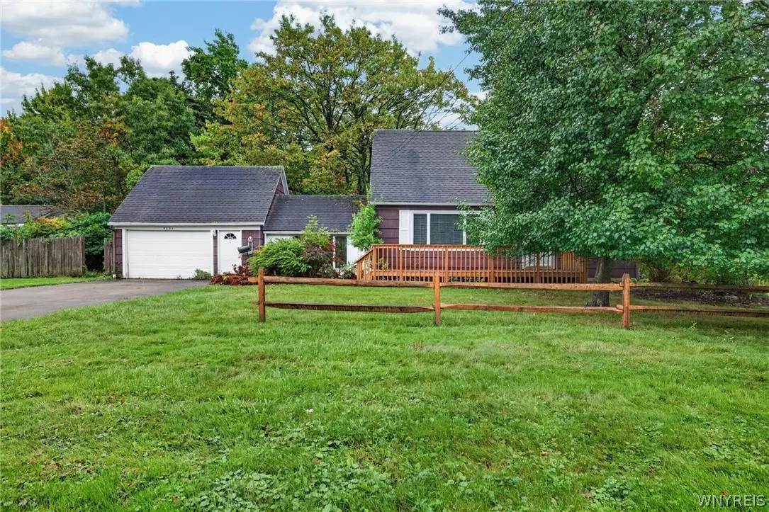 5081 Stewart Road, Buffalo, NY 14219 - #1