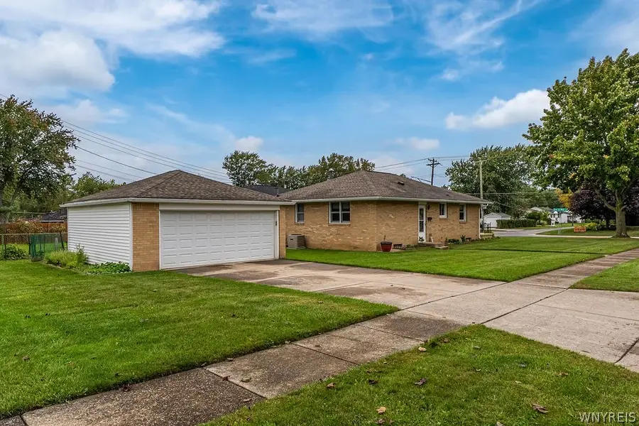 753 East And West Road, Buffalo, NY 14224 - #3