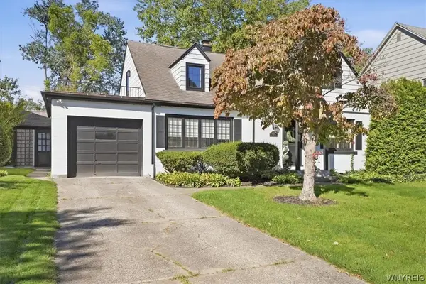 87 Lamarck Drive, Buffalo, NY 14226