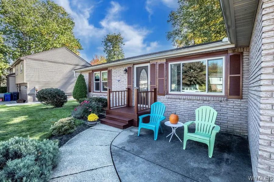 3933 Summerway Lane, Hamburg, NY 14075 - #3