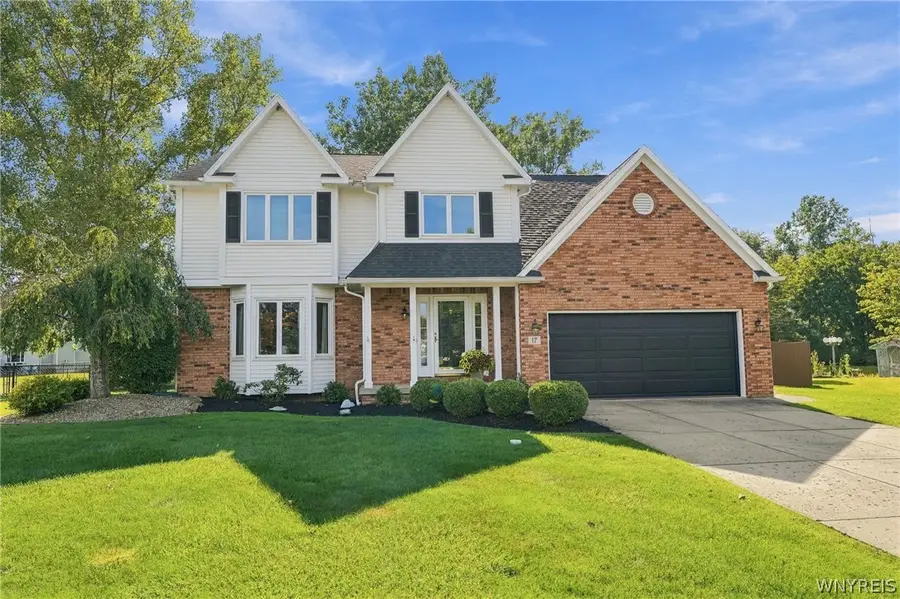17 Vicente Court, East Amherst, NY 14051 - #3