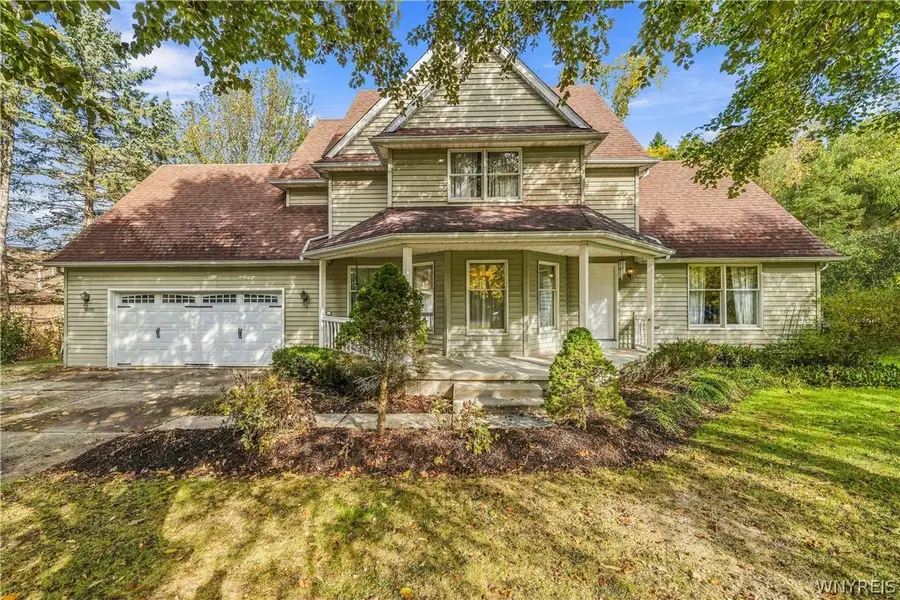 8030 Old Post Road W, East Amherst, NY 14051 - #2