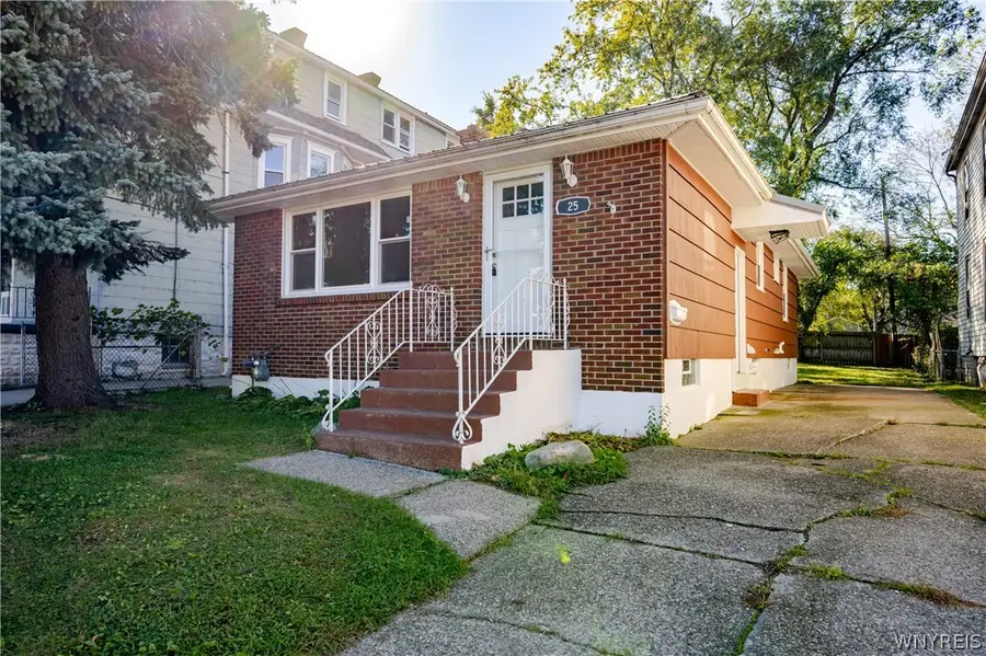 25 Parkview Avenue, Lackawanna, NY 14218 - #2