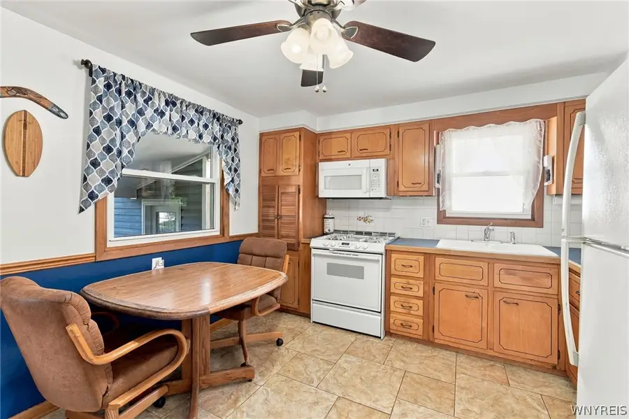 242 Seneca Place, Lancaster, NY 14086 - #2