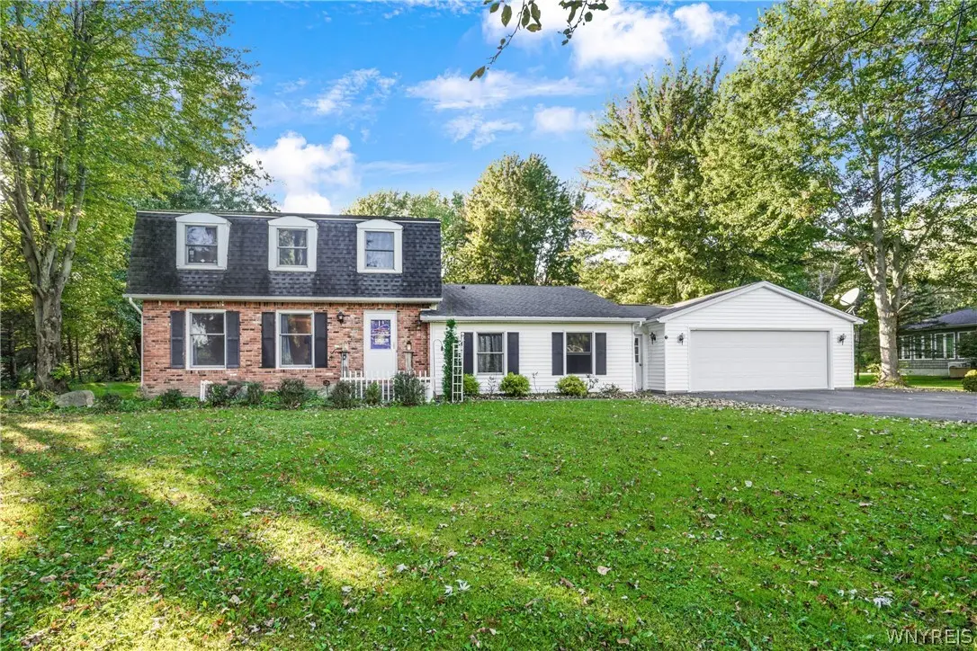 6876 Creekview Drive, Lockport, NY 14094 - #1