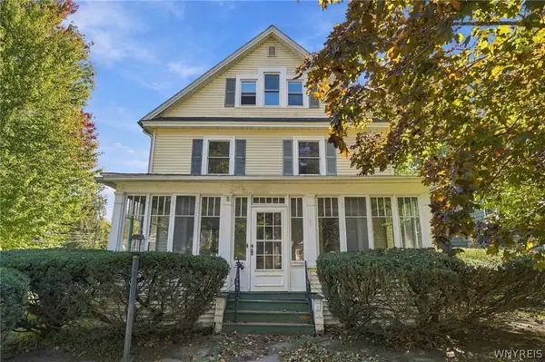537 Oakwood Avenue, East Aurora, NY 14052