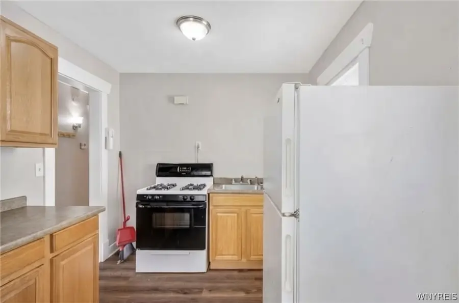 60 Wyandotte Avenue, Buffalo, NY 14207 - #3