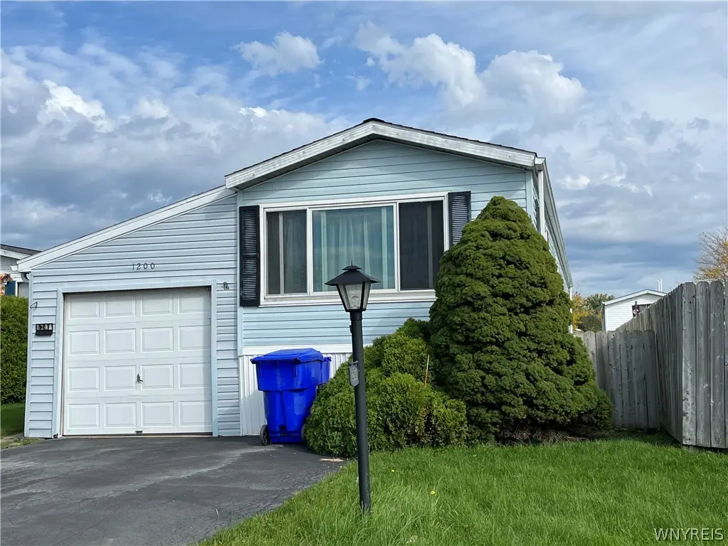 1200 Maplewood Drive, Lockport, NY 14094 - #1