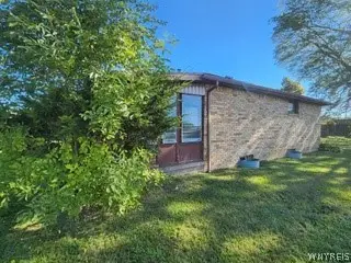 79 Laura Court, Buffalo, NY 14227 - #3