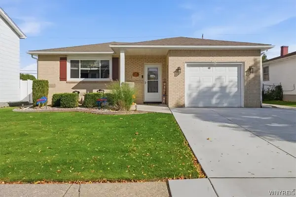 95 Caprice Drive, Buffalo, NY 14227