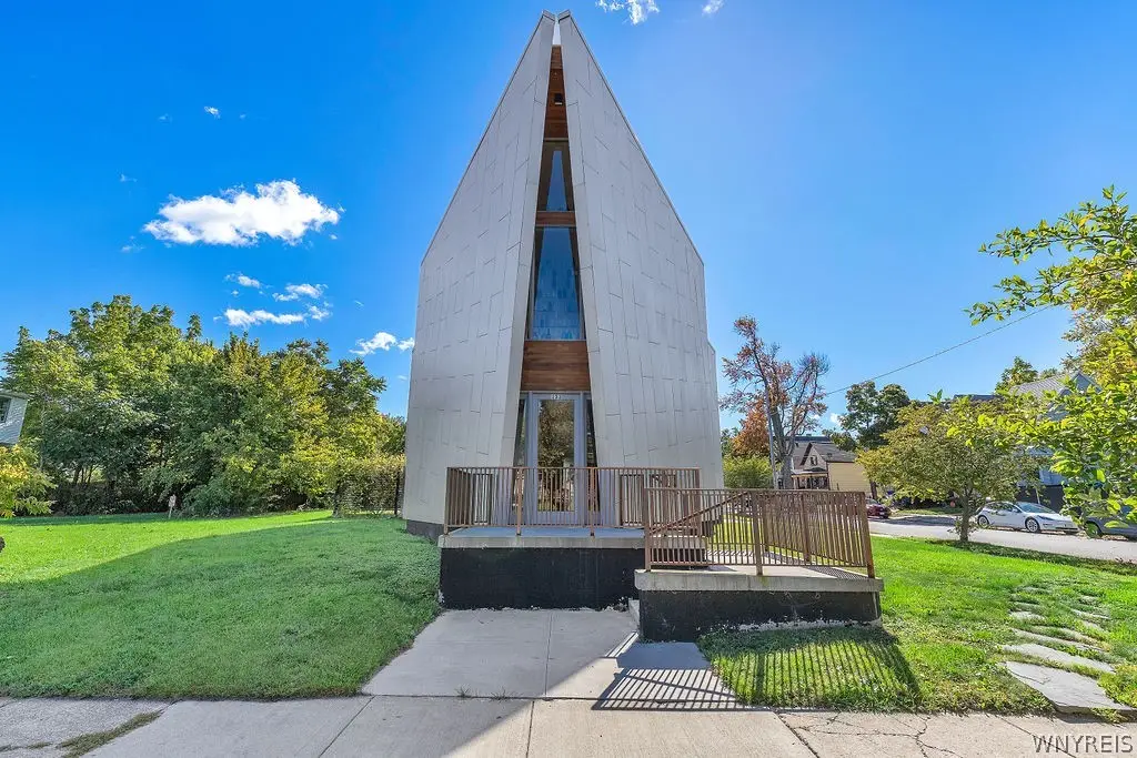 133 School Street, Buffalo, NY 14213 - #1