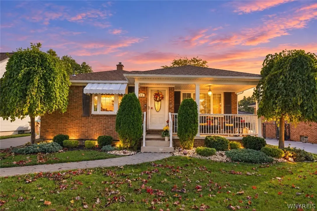 15 Edmund Street, Buffalo, NY 14227 - #1
