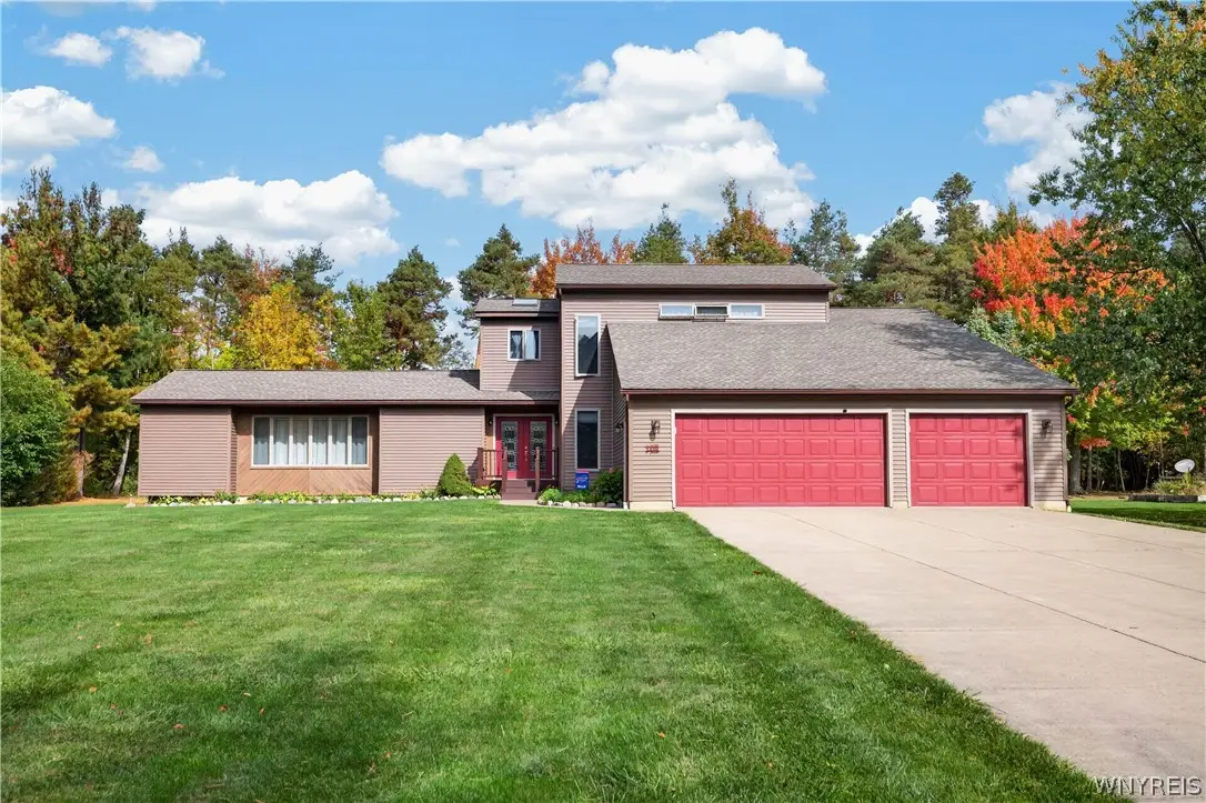 1430 N Creek Road, Lake View, NY 14085 - #1