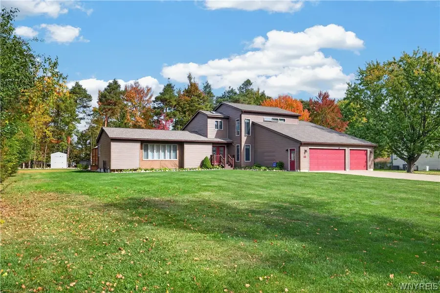 1430 N Creek Road, Lake View, NY 14085 - #2