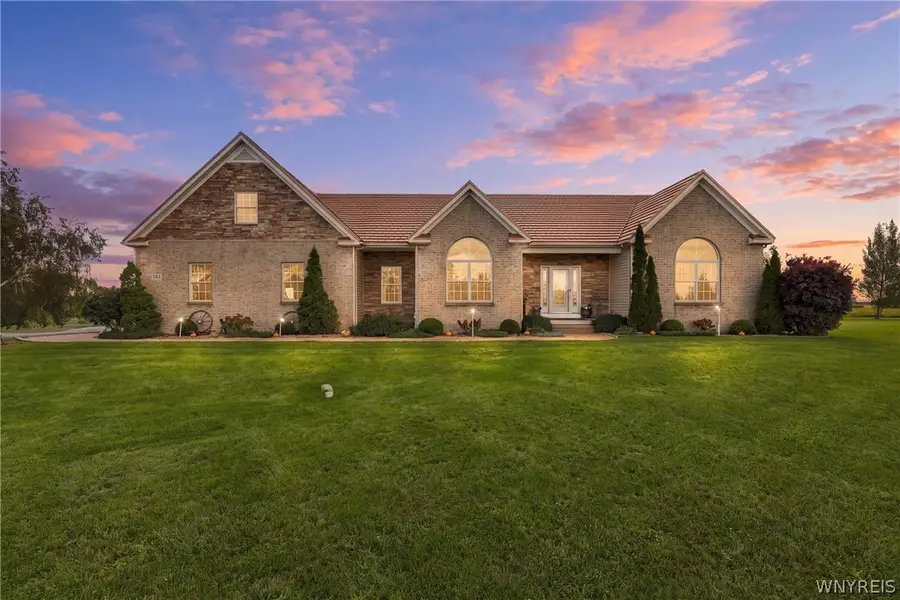 2414 Townline Road, Batavia, NY 14020 - #2