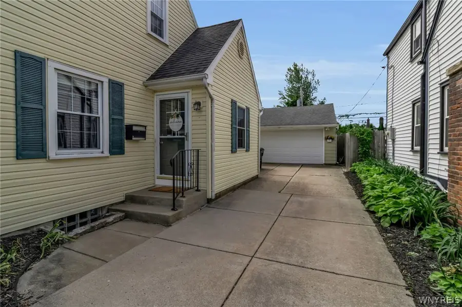 241 Woodcrest Boulevard, Buffalo, NY 14223 - #3