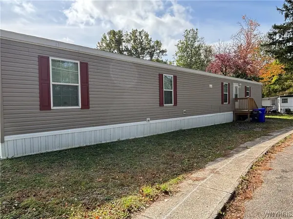 7898 Boston State Rd #54, Hamburg, NY 14001