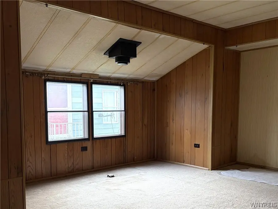 185 Hemlock Street, Akron, NY 14001 - #3