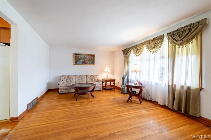 63 Vern Lane, Cheektowaga, NY 14227 - #3