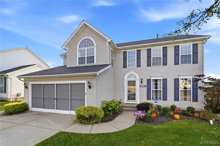 4716 Pineview Drive, Hamburg, NY 14075 - #3