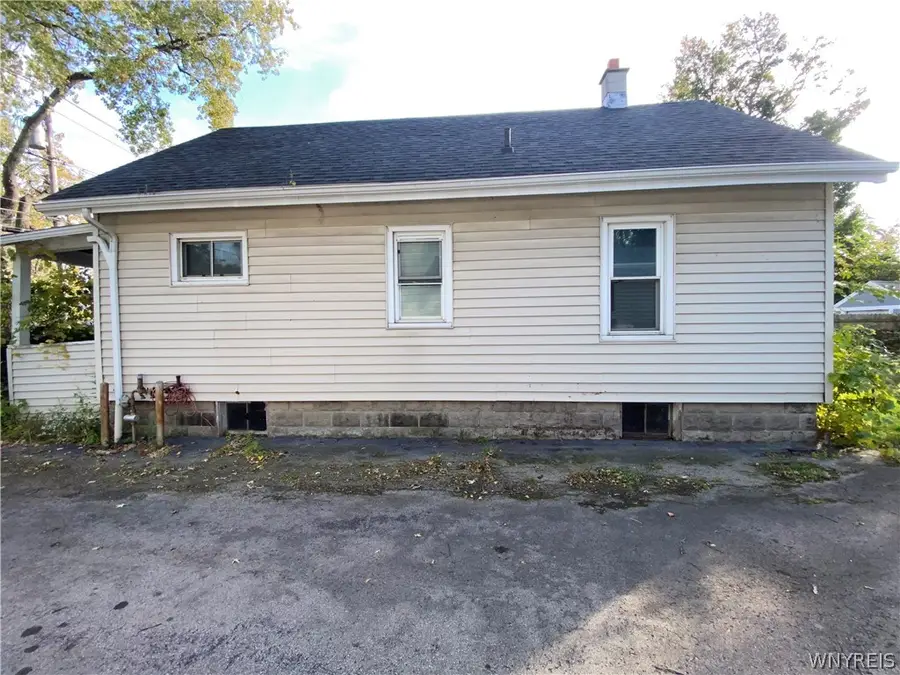 212 74th Street, Niagara Falls, NY 14304 - #2