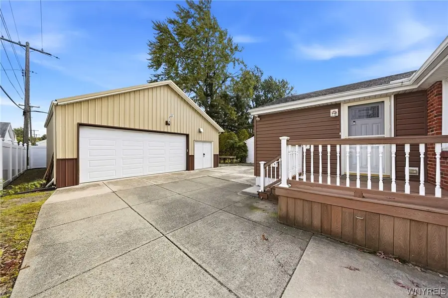 63 Pinewoods Avenue, Tonawanda, NY 14150 - #2