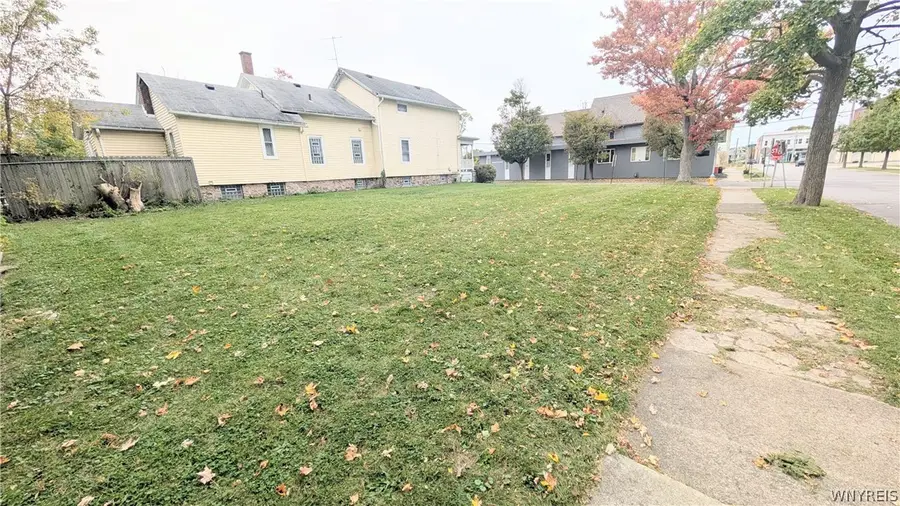 1643 10th Street, Niagara Falls, NY 14305 - #3