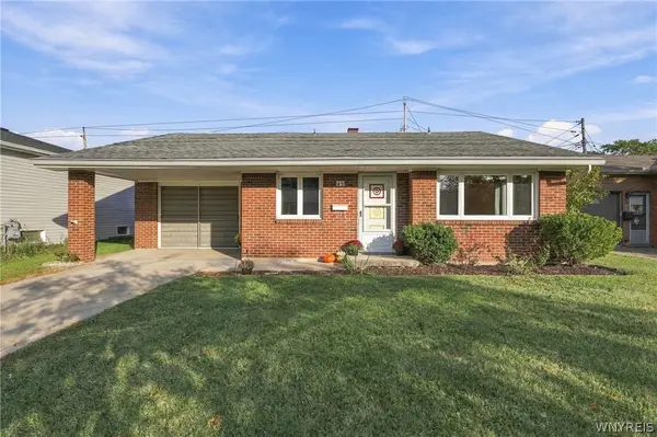 49 Nantucket Drive W, Buffalo, NY 14225