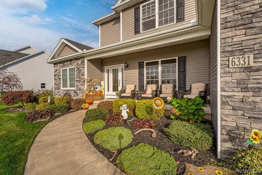 6331 Hidden Ridge Lane, North Tonawanda, NY 14120 - #2