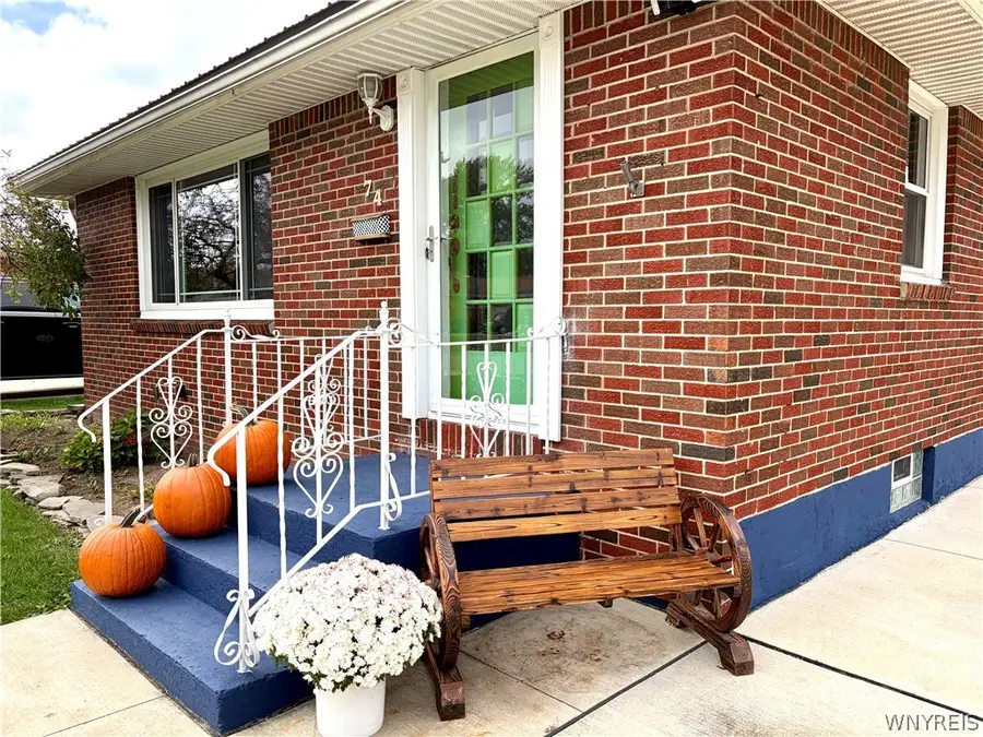 74 Leocrest Court, West Seneca, NY 14224 - #2