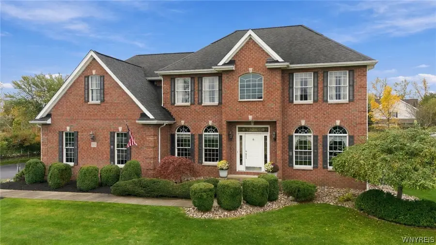 9093 Winding Creek Ln, Clarence Center, NY 14032 - #2
