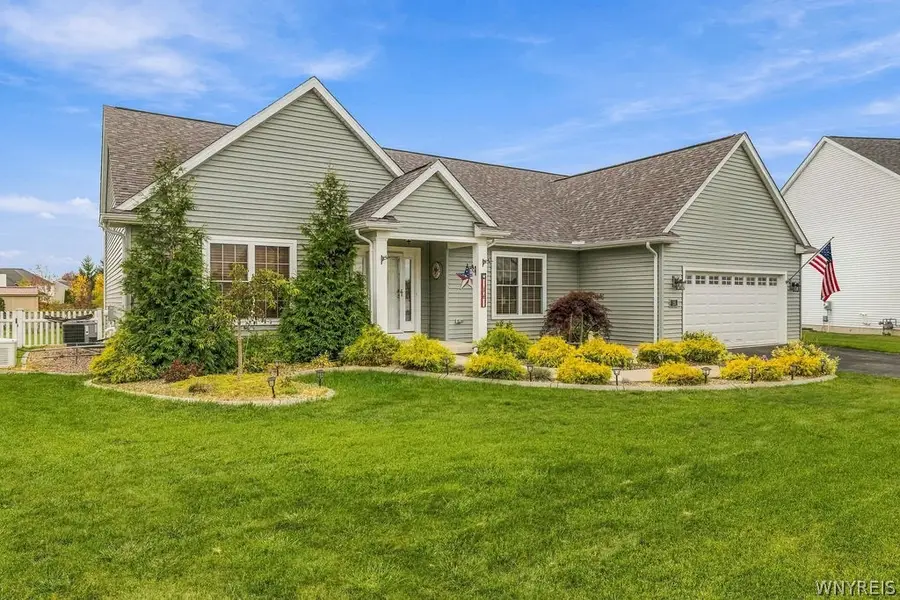 16 Deepwood Place, Lancaster, NY 14086 - #2
