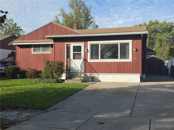 6912 Frontier Avenue, Niagara Falls, NY 14304