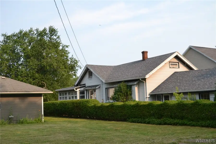 3 Washington Avenue, Orchard Park, NY 14127 - #2