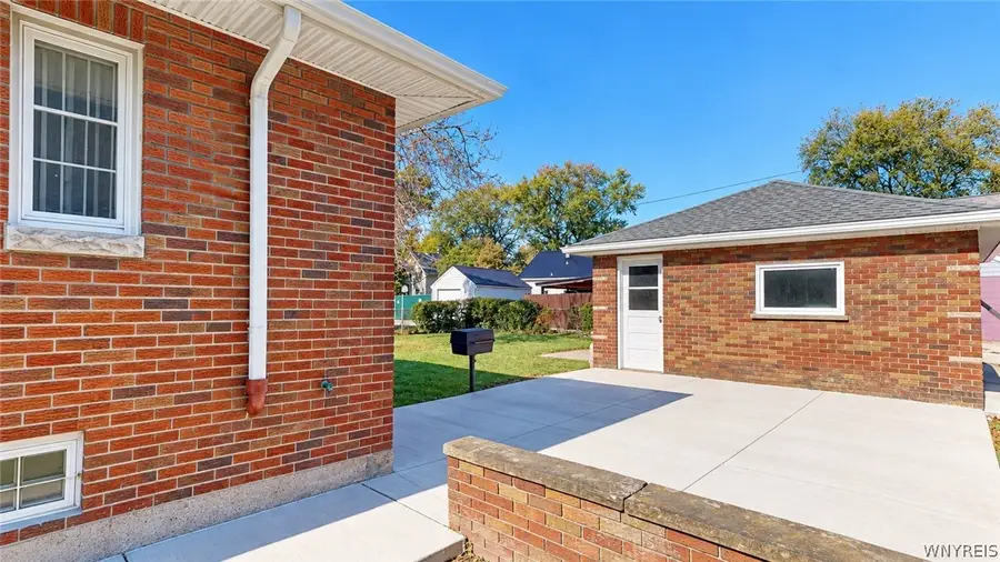 2750 Niagara Street, Niagara Falls, NY 14303 - #3