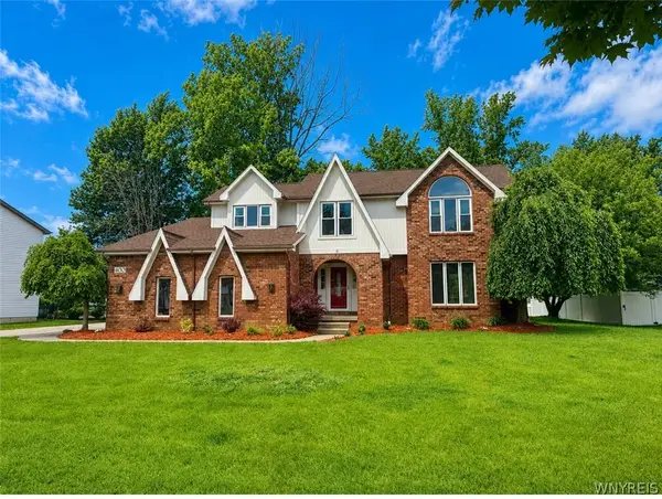 400 Tiburon Lane, East Amherst, NY 14051