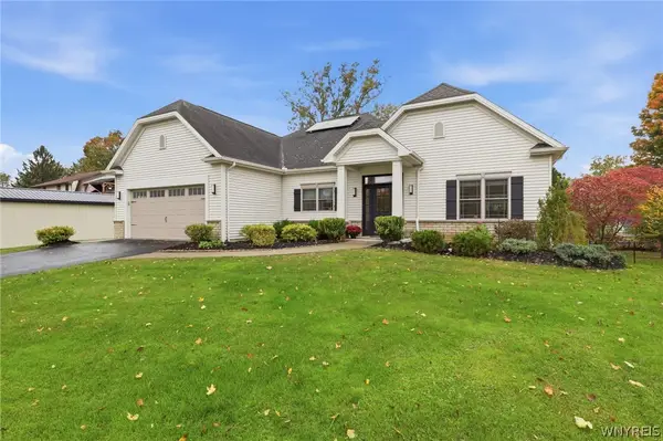 6790 Rivera Way, East Amherst, NY 14051