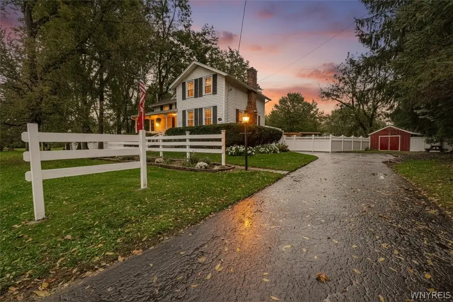6913 Bear Ridge Road, North Tonawanda, NY 14120 - #2