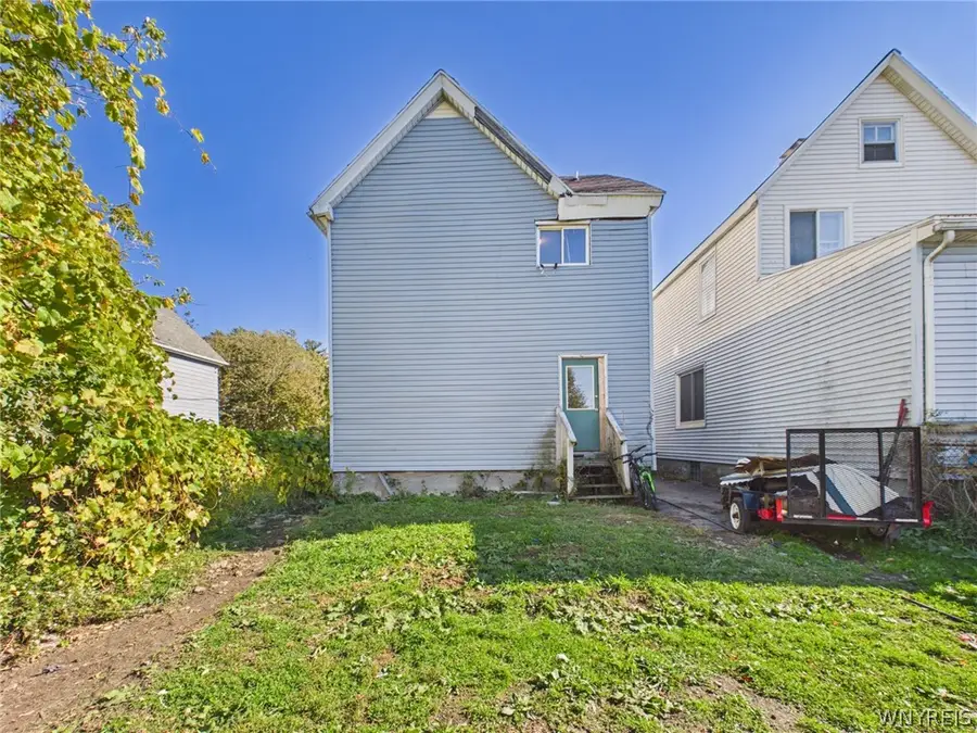 24 Juniata Place, Buffalo, NY 14210 - #3