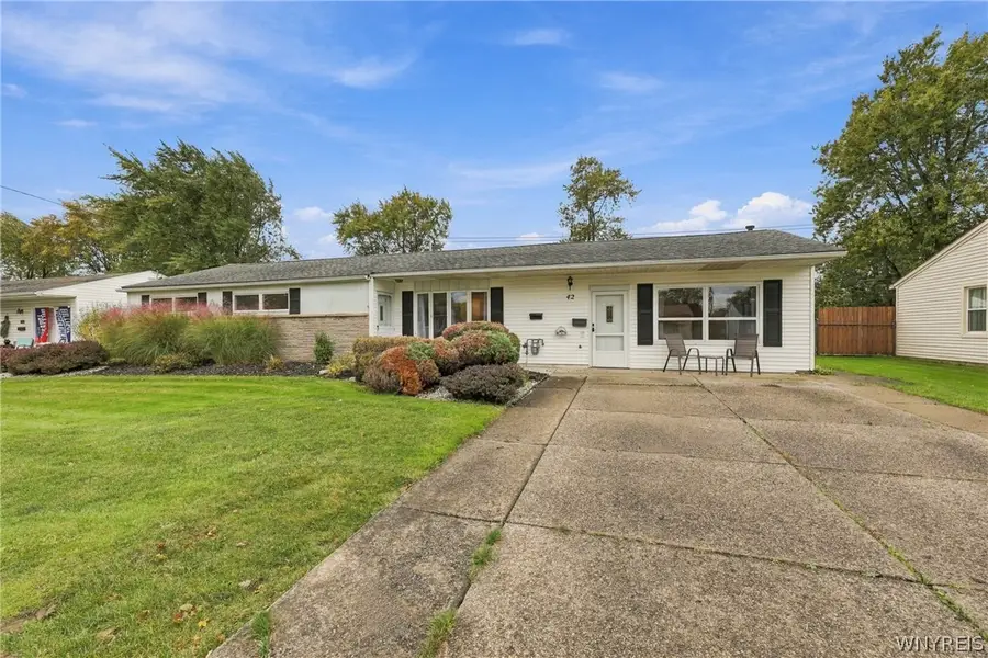 42 Alys Drive E, Depew, NY 14043 - #3