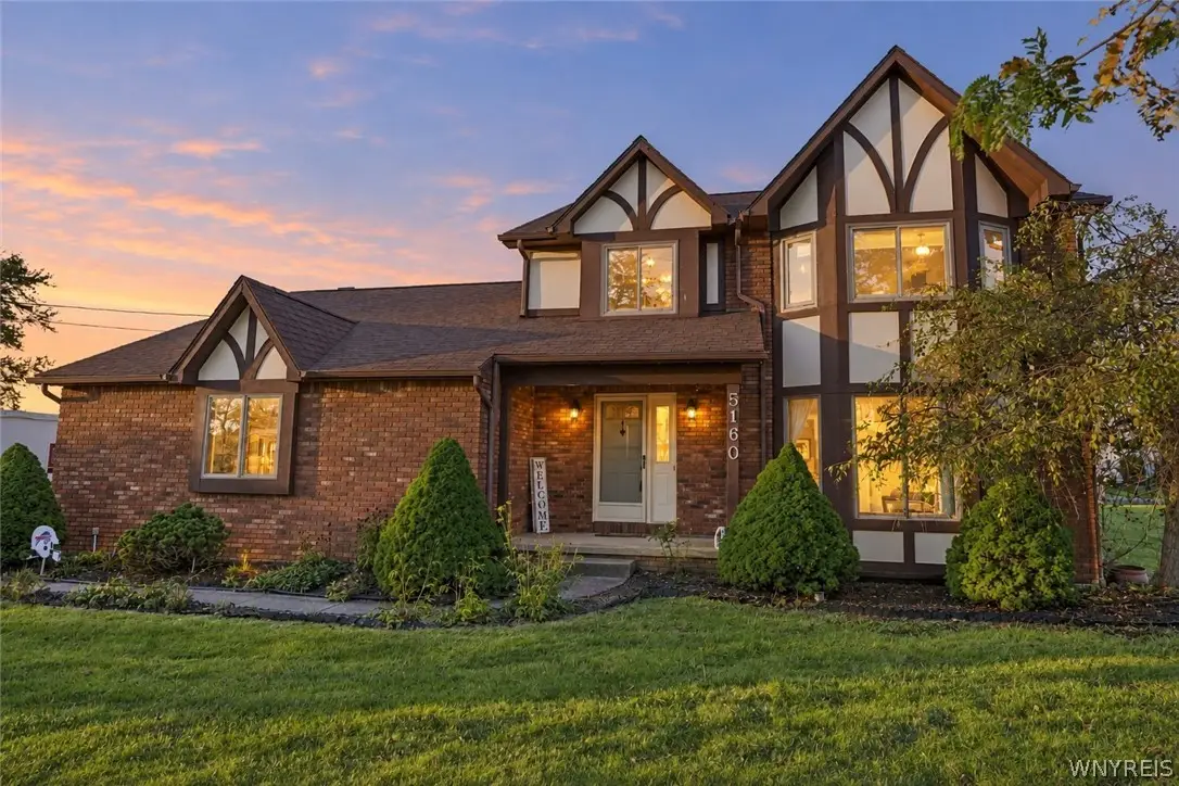 5160 William Street, Lancaster, NY 14086 - #1